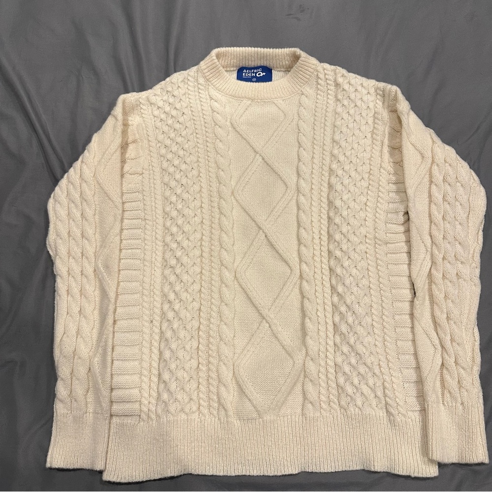 Aelfric Eden Cream Cable-Knit Sweater – Size‎ M